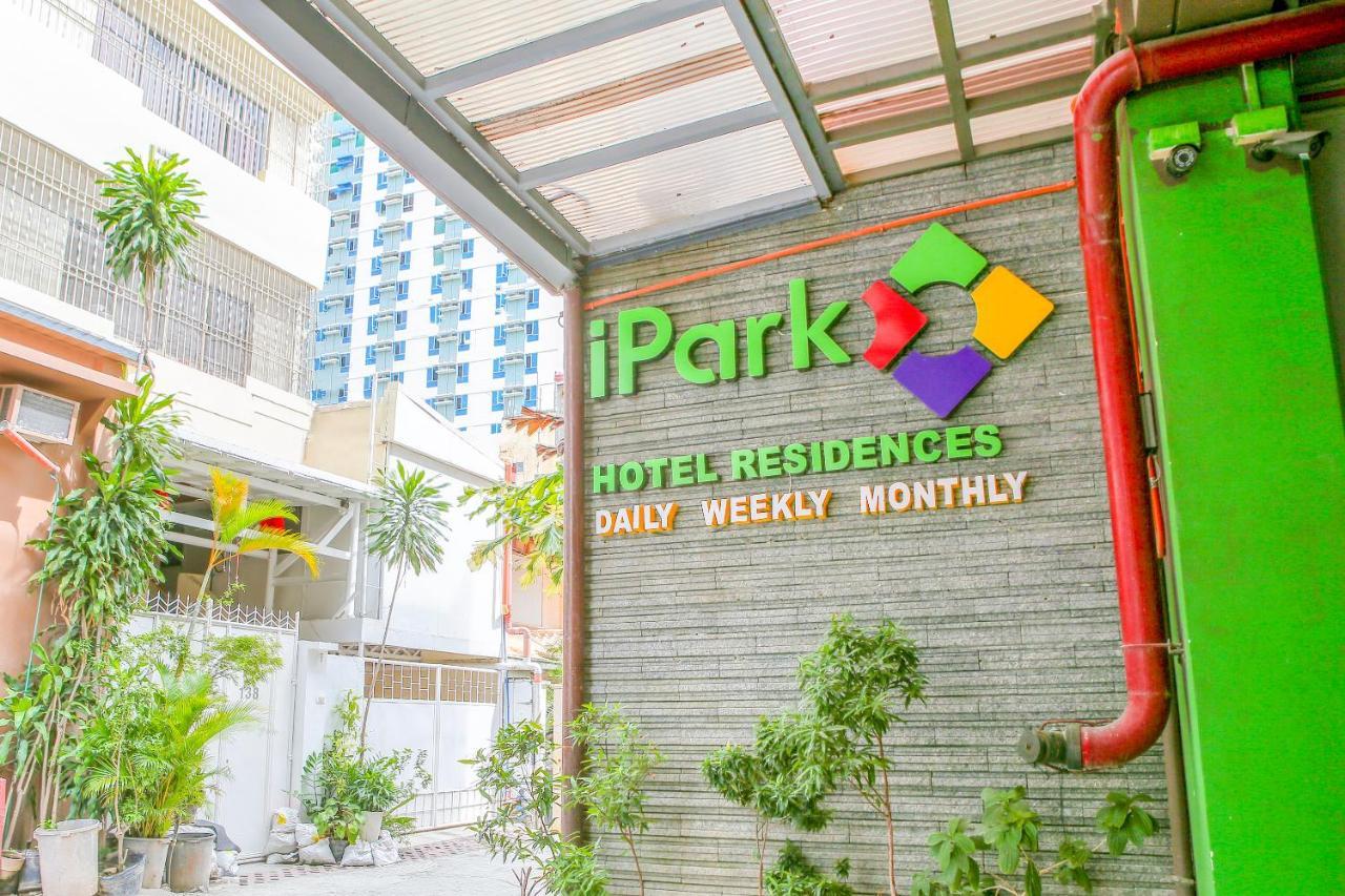 Oyo 442 Ipark Hotel Cebu Esterno foto